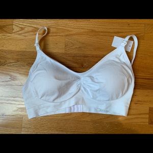 NWT Motherhood nursing bra